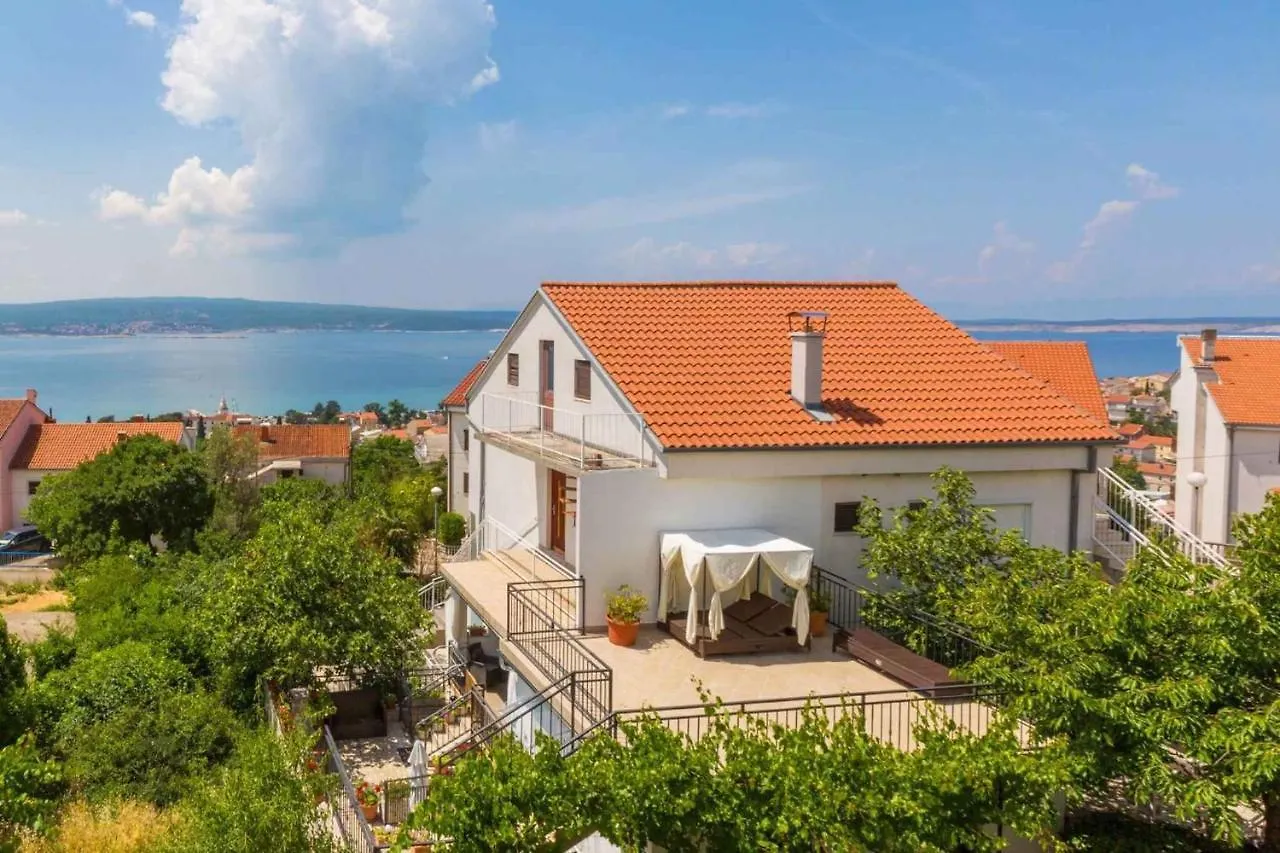 Apartment In Crikvenica 5244