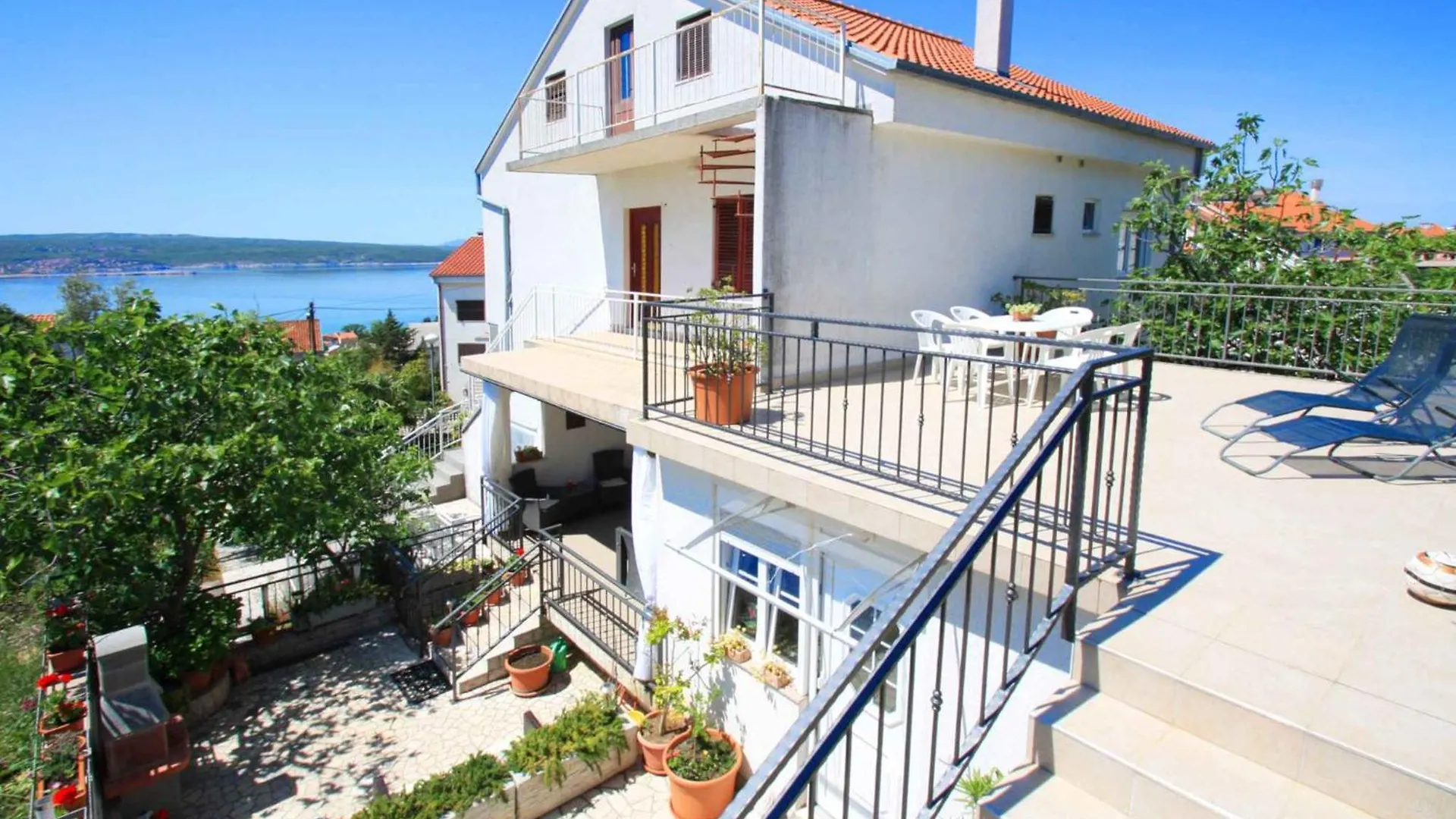 Apartment In Crikvenica 5244