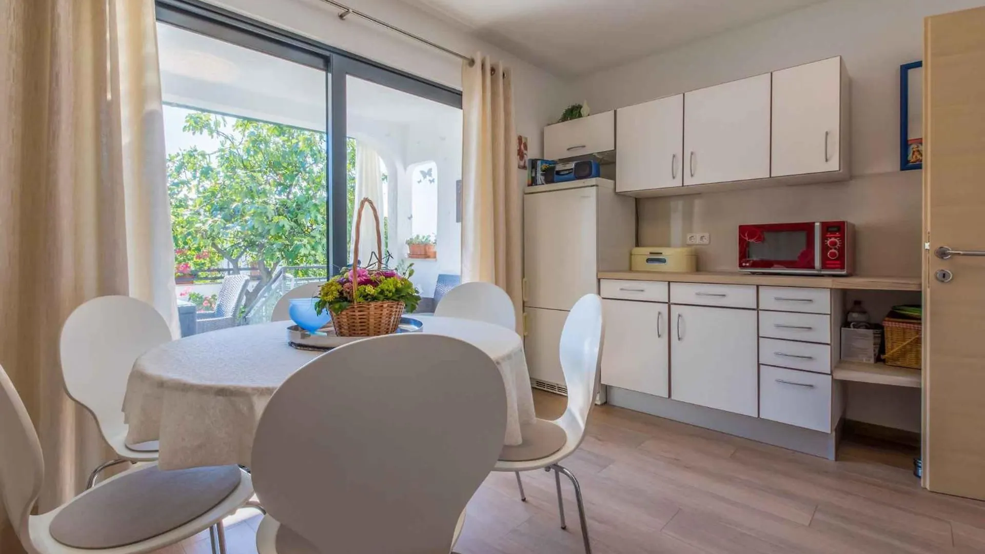 Apartment In Crikvenica 5244 Croatia