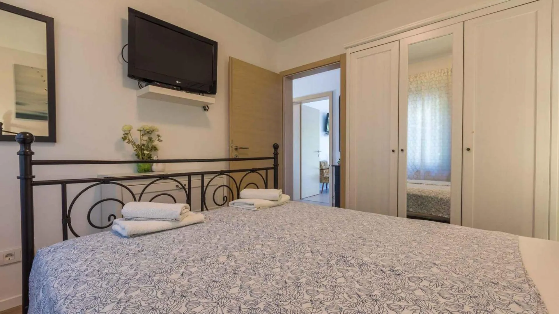 Apartment In Crikvenica 5244